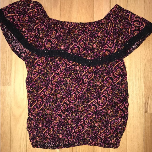 Mossimo Ruffle Top - Picture 3 of 3